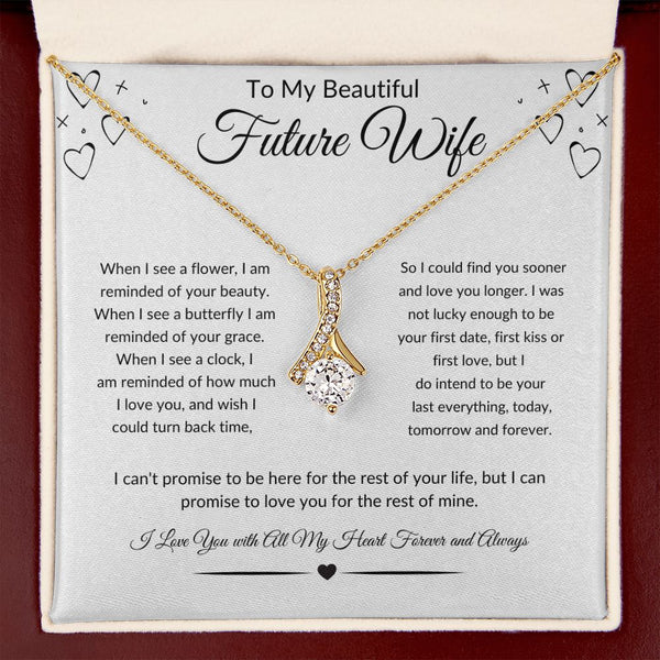 Alluring Beauty Necklace Gift