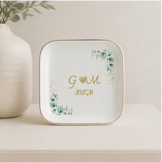 Jewelry DisCustom Wedding Gift / Ring Dish / Date and Initials / Wedding Gift / Personalized Gift / Personalized / Engagement Gift /h