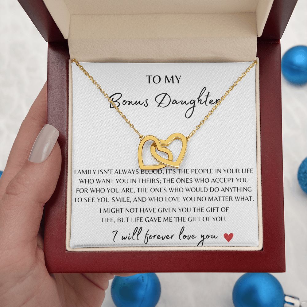 Bonus Daughter | Interlocking Hearts